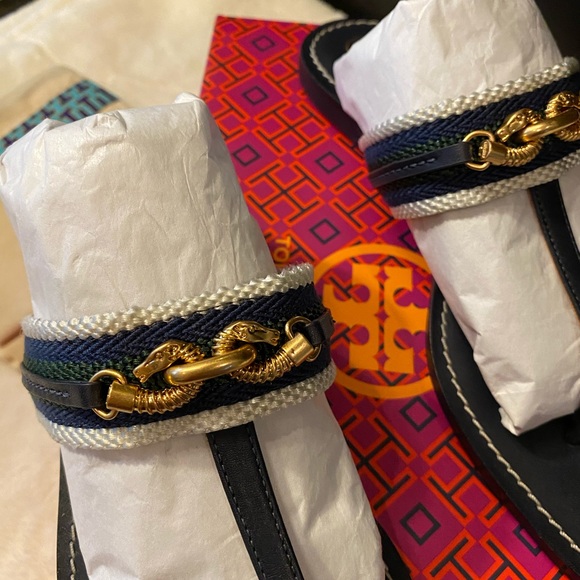 TORY BURCH JESSA THONG SANDAL - Picture 3 of 7